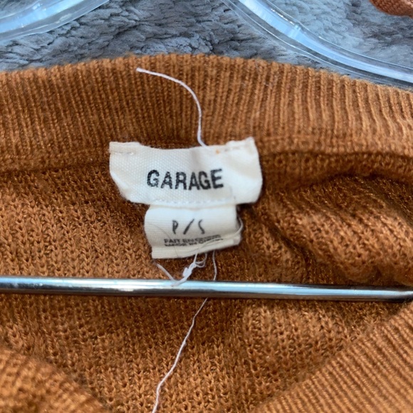 Rustic Knitted Sweater - Picture 3 of 3